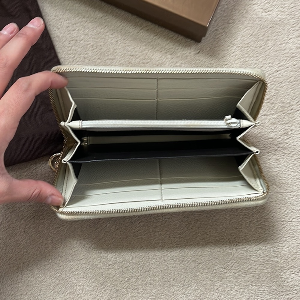Gucci Wallet - Picture 7 of 7